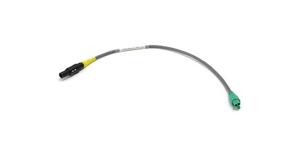 Cable adaptador para circuitos respiratorios con un cable calentador (conector trébol)
